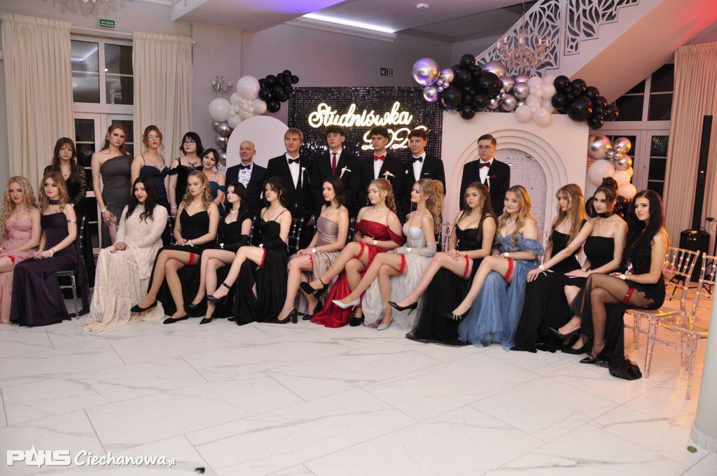 Studniówka maturzystów z Krasiniaka