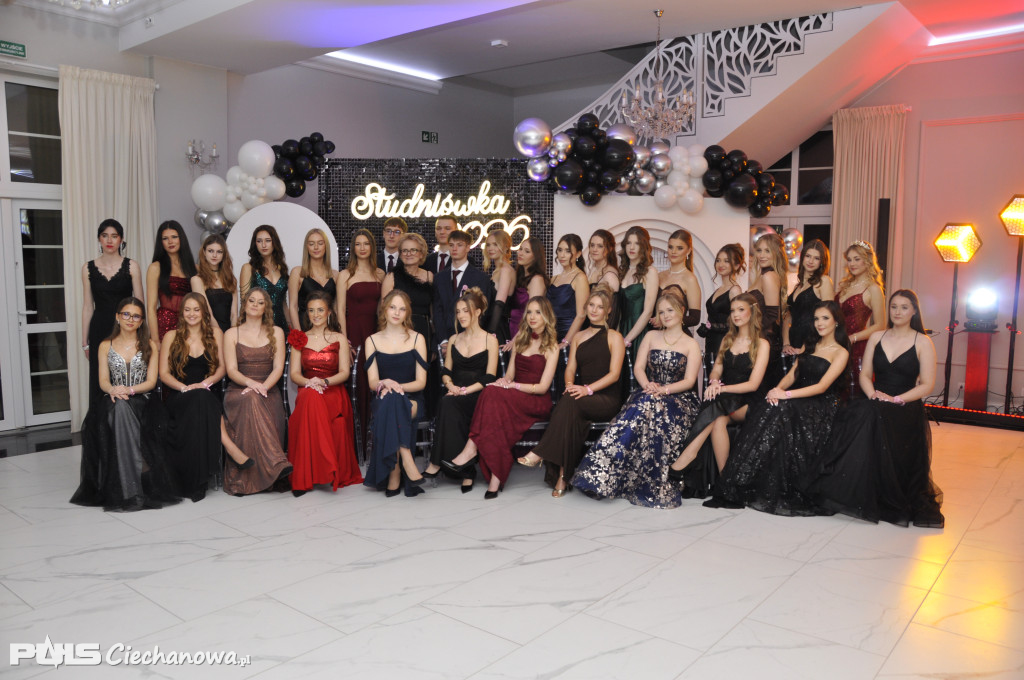 Studniówka maturzystów z Krasiniaka