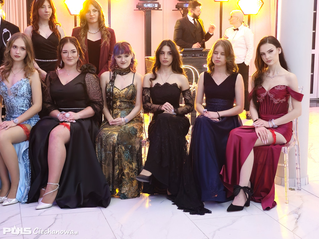 Studniówka maturzystów z Krasiniaka