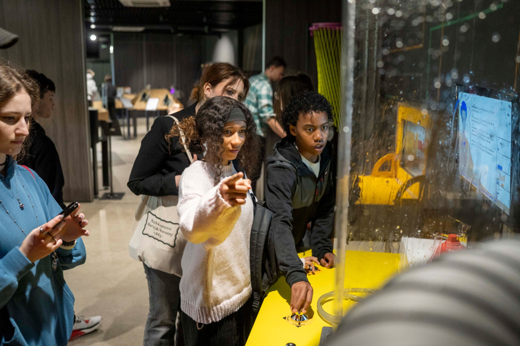 Młodzież z miast partnerskich w Ciechanowie