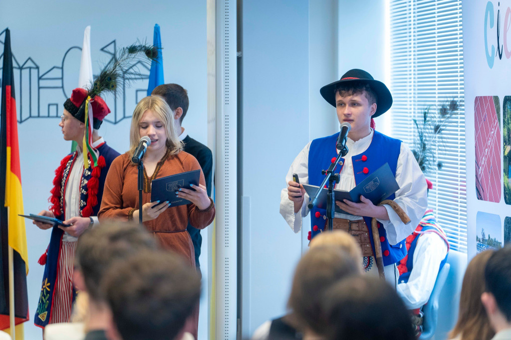 Młodzież z miast partnerskich w Ciechanowie