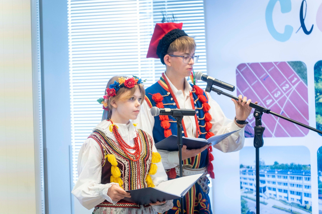 Młodzież z miast partnerskich w Ciechanowie