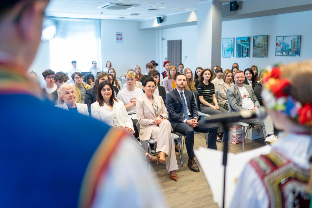 Młodzież z miast partnerskich w Ciechanowie