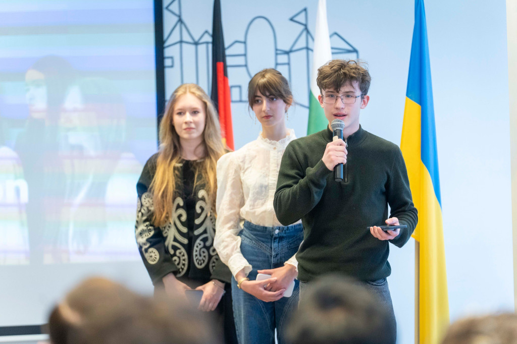 Młodzież z miast partnerskich w Ciechanowie