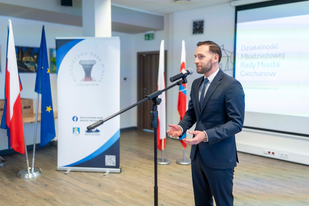 Młodzież z miast partnerskich w Ciechanowie