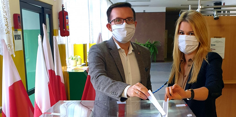 Prezydent Kosiński już zagłosował