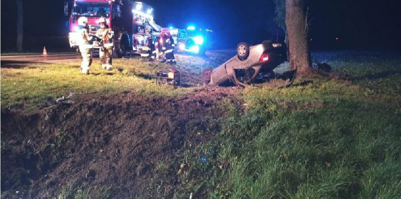 Wypadek samochodowy w miejscowości Watkowo w gminie Gołymin Ośrodek