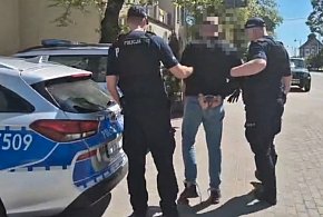 Pościg jak z filmu. Staranowali dwa radiowozy. Chodziło o narkotyki-26965