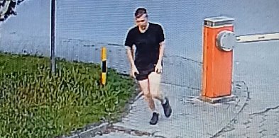 Publikujemy wizerunek sprawcy kradzieży-27091