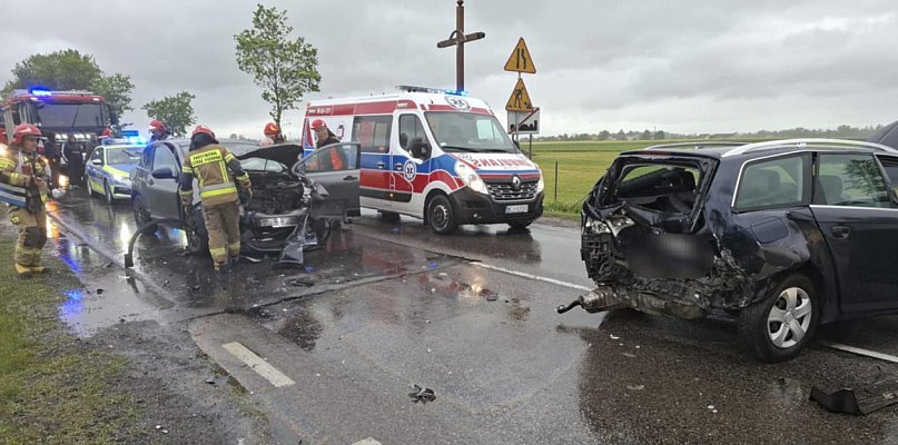 Zderzenie dwóch pojazdów na DK-60 - 27301