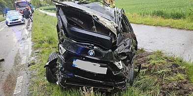 Dwa poważne zdarzenia drogowe z udziałem nietrzeźwych kierowców [foto]-27324