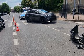 Zdarzenie drogowe z udziałem dwóch pojazdów. Jedna osoba poszkodowana-27352