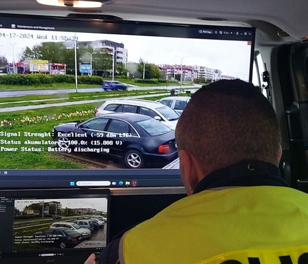 Policja kontrolowała przejścia dla pieszych. Użyli systemu kamer ICam-27565