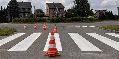 Trwa odnawianie oznakowania poziomego na drogach i skrzyżowaniach-27668