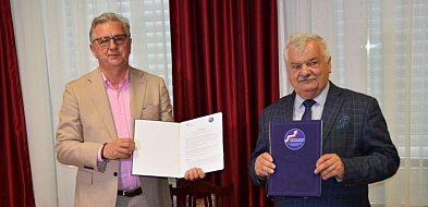 PANS w Ciechanowie podpisała umowę o współpracy z Portem Lotniczym-27994