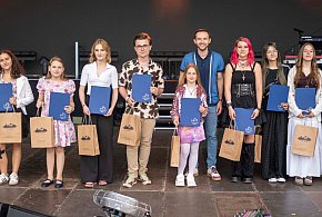 Najzdolniejsi młodzi artyści z nagrodami prezydenta-28064