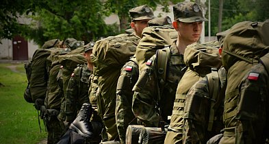 5 MBOT szkoli młodzież z Mazowsza – ruszyły „Wakacje z WOT” [foto]-28057