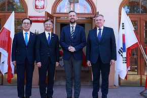 Nowa umowa na czołgi K2 coraz bliżej. "Wzmocnić polski przemysł zbrojeniowy"-28141
