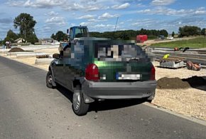 Zawisł na drodze i groził śmiercią zgłaszającemu-28697