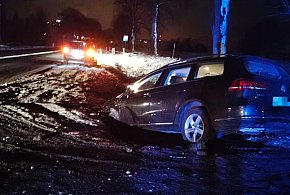 Niezachowanie bezpiecznej odległości przyczyną zdarzenia drogowego-30600