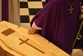 Rewolucja w pochówkach coraz bliżej. Tego w Polsce jeszcze nie było-30725