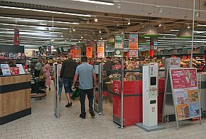 Pracownicy popularnej sieci mają dość. W południe zatrzymają pracę-30741