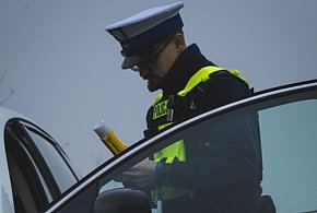 Policja zapowiada wzmożone kontrole na drogach-30955