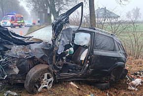 Kierowca przecenił swoje umiejętności. Mężczyznę przewieziono do szpitala-30958