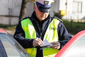 Wsiadł za kółko z ponad 1,2 promilami i czterema zakazami