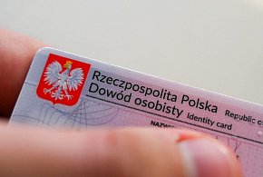 Zmiany dla milionów seniorów. Chodzi o dowody osobiste