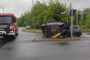 Zderzenie trzech pojazdów w Ciechanowie. Jedna osoba ranna