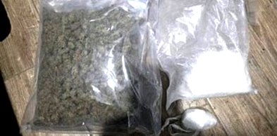 Blisko 1,7 kg narkotyków w mieszkaniu ciechanowianina