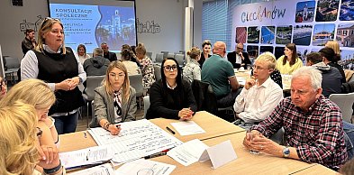 Konsultacje społeczne nowych programów wsparcia mieszkańców [foto]