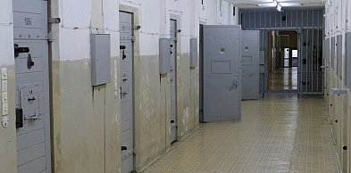 Ciechanowscy kryminalni zatrzymali dwóch poszukiwanych listami gończymi