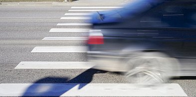 Potrącił pieszą i zbiegł z miejsca zdarzenia-29715
