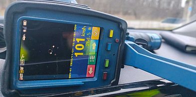 Ile kosztuje drogowa brawura? Przekonał się o tym kierowca Opla-30441