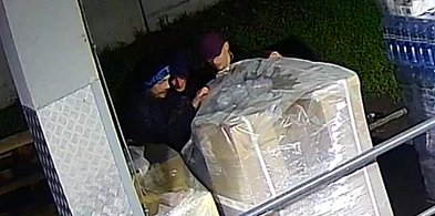 Podejrzewani o kradzież. Może ich rozpoznajesz?-31138