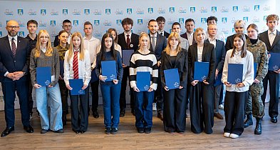 Nowa kadencja młodzieżowych radnych [foto]-30245