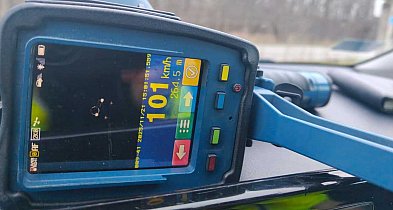 Ile kosztuje drogowa brawura? Przekonał się o tym kierowca Opla-30441