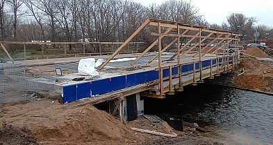 Postępują prace przy budowie nowego mostu na Łydyni-30681