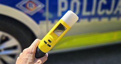 Nietrzeźwy z dożywotnimi zakazami zatrzymany przez policjantkę po służbie