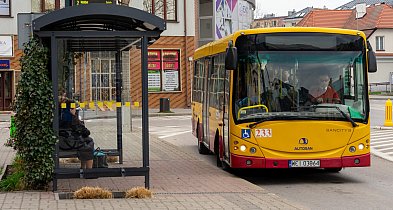 Autobusy miejskie w okresie świątecznym