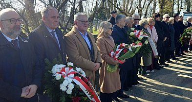 Oddali hołd Senator Fetlińskiej