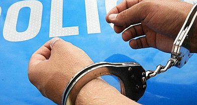 Miał przy sobie podejrzaną puszkę. Grozi mu więzienie
