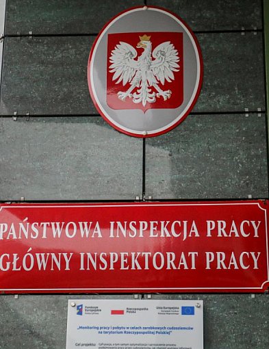 Dodatkowy dzień wolny za 1 listopada. Jak skorzystać z uprawnień-29913