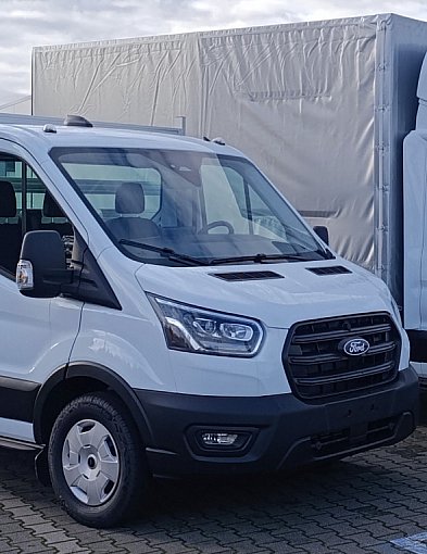 Nowe Fordy Transit ze specjalistycznymi zabudowami-30522