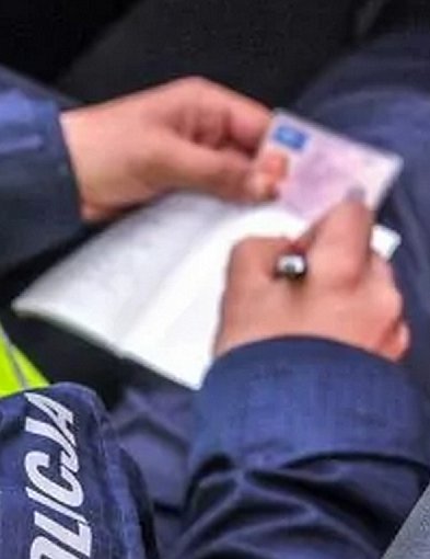 Nie ustąpiła pierwszeństwa doprowadzając do zdarzenia drogowego-30735