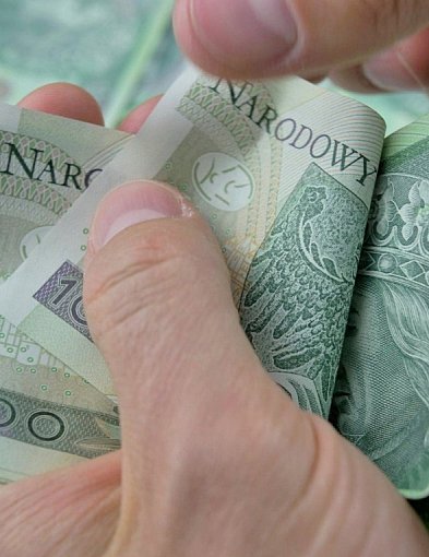 Czy prowadzenie firmy wlicza mi się do dodatku stażowego?-31159