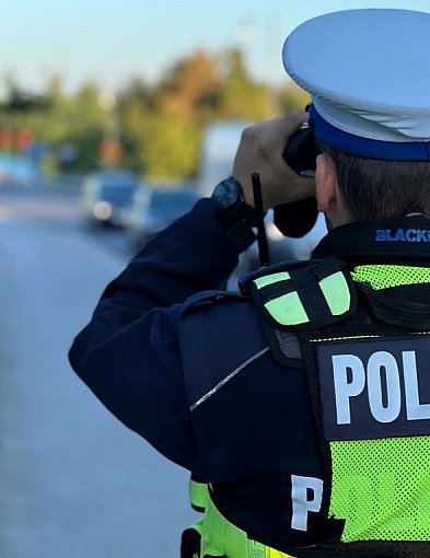 Zignorował ograniczenie prędkości. Teraz odpowie przed sądem