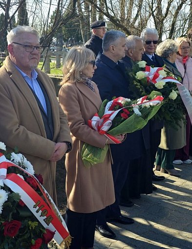 Oddali hołd Senator Fetlińskiej